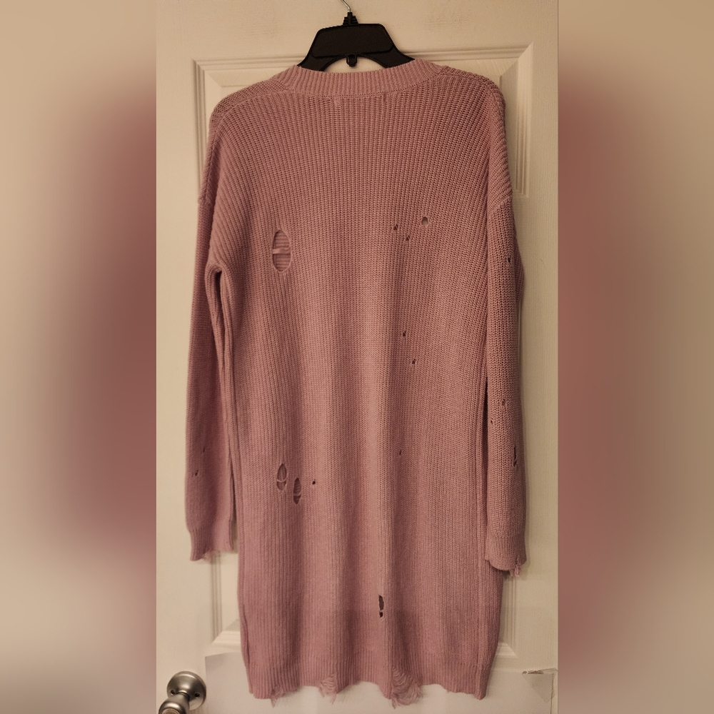 One Grey Day Wyatt Distressed Cardigan in Mauve size Small - Picture 4 of 9